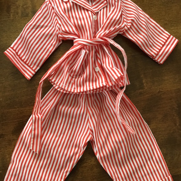 Vintage Pleasant Company Retired Molly Pajamas and Robe Set - Picture 8 of 13